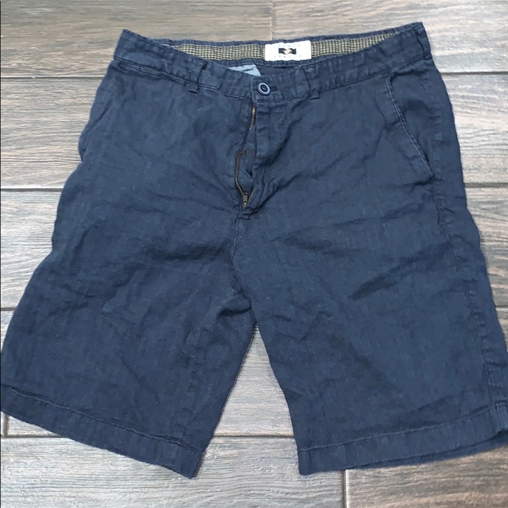 Like new! Men’s shorts. Joseph Abboud. Size 34
